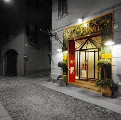 ingresso dell'Osteria La Sosta a Cremona