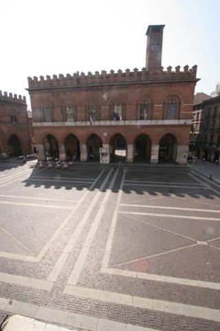 Palazzo Comunale e piazza del Comune