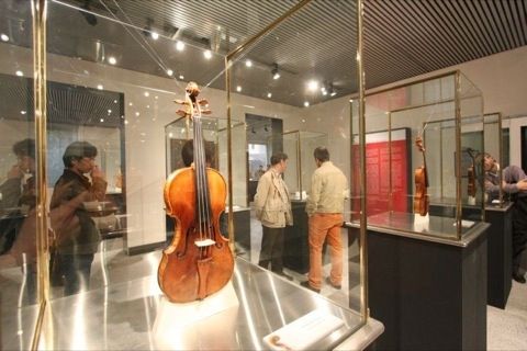 sala del violino nel Comune di Cremona